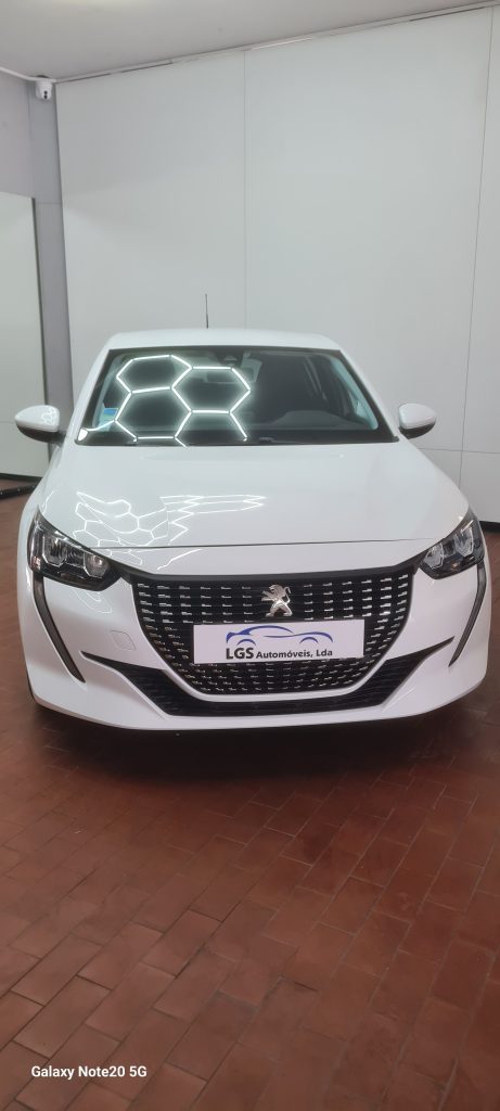 Peugeot 208 1.2 Puretch Ative