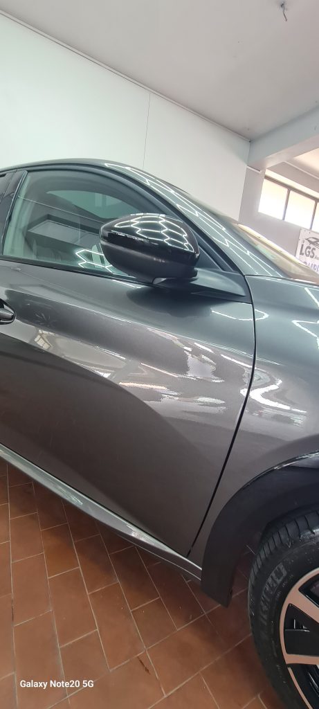 Peugeot 208 1.2 Puretch GT EAT8
